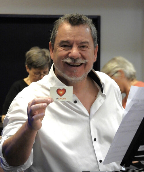 Nicolas Ruinet enseignant le piano
